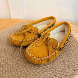 Laurentian Chief Youth Slip-On Suede Moccasins